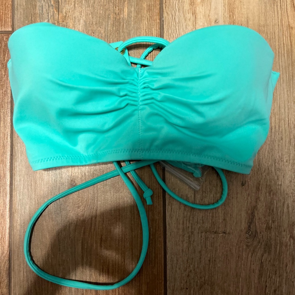 Victoria’s Secret bikini top